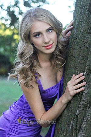 168268 - Anastasiya Age: 35 - Ukraine