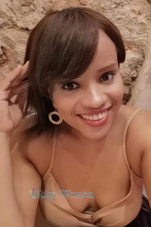 168700 - Ana Age: 34 - Colombia