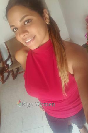 169001 - Gheraldine Age: 30 - Colombia