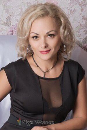 170072 - Ludmila Age: 47 - Ukraine