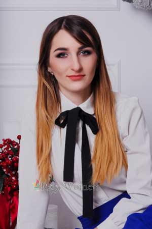 174841 - Anastasiya Age: 27 - Ukraine