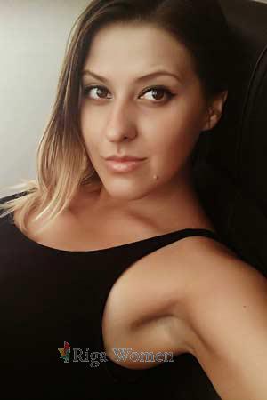 175285 - Alina Age: 29 - Ukraine