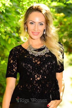 176123 - Elena Age: 45 - Ukraine