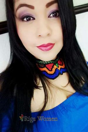 176251 - Monica Age: 31 - Colombia