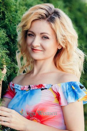 176736 - Oksana Age: 35 - Ukraine