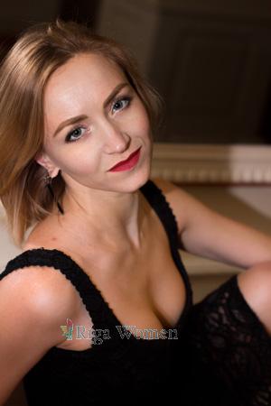 176985 - Valentina Age: 38 - Ukraine