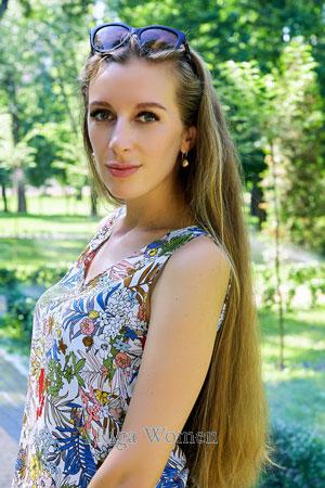 180394 - Elena Age: 35 - Ukraine