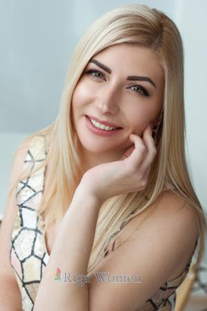 183587 - Olesya Age: 38 - Ukraine