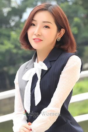 185319 - Weili (Wenny) Age: 42 - China