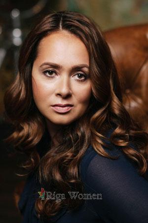 185677 - Marianna Age: 39 - Russia