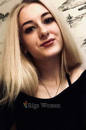 188487 - Anastasia Age: 23 - Ukraine