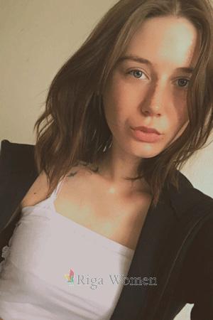 196784 - Darya Age: 27 - Russia