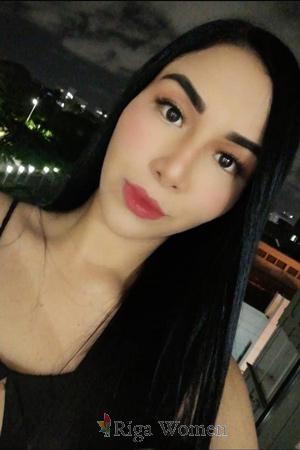 202299 - Daniella Age: 25 - Colombia