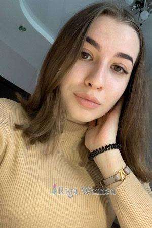 202469 - Daria Age: 22 - Russia