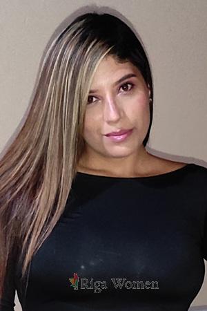 204578 - Daniela Age: 32 - Colombia