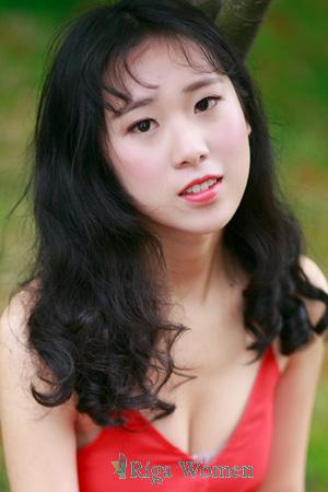 206374 - Fiona Age: 27 - China