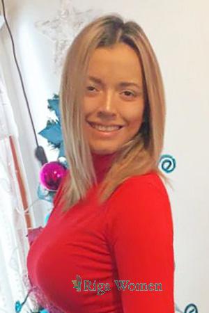 206836 - Josselin Age: 30 - Costa Rica