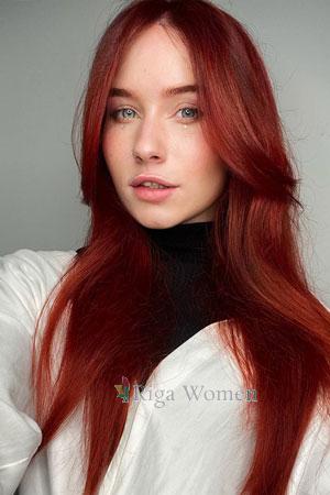 207804 - Valentina Age: 24 - Russia