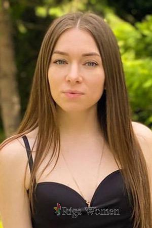 209619 - Viktoriia Age: 28 - Ukraine