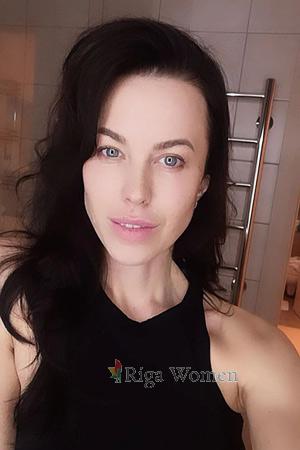 210763 - Evgenia Age: 35 - Russia