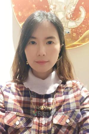 212801 - Jessy Age: 44 - China