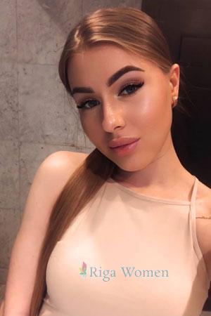 212832 - Zoriana Age: 23 - Poland