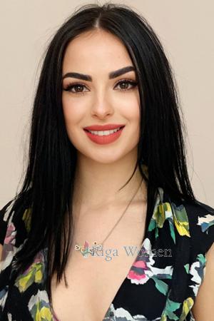 213703 - Nadiia Age: 22 - Ukraine