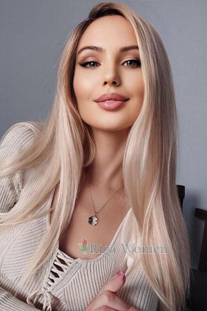 215323 - Veronica Age: 31 - Ukraine