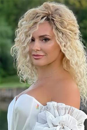 222273 - Victoria Age: 52 - Ukraine