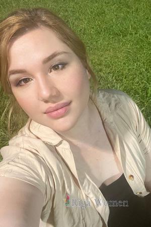 225210 - Priscila Age: 39 - Argentina