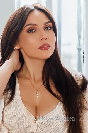 225248 - Yuliia Age: 37 - Ukraine