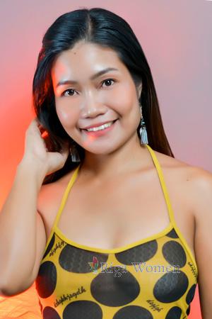 225451 - Chin-Chin Januarmae Age: 30 - Philippines