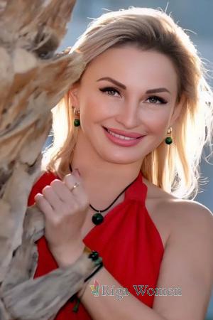 226085 - Viktoriya Age: 45 - Ukraine