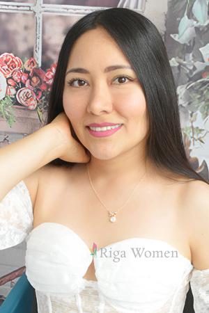 226324 - Romina Age: 30 - Peru