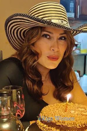 227286 - Yolvy Age: 47 - Costa Rica