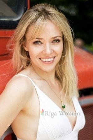 228065 - Oksana Age: 38 - Ukraine