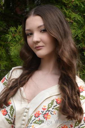 228185 - Sofia Age: 18 - Ukraine