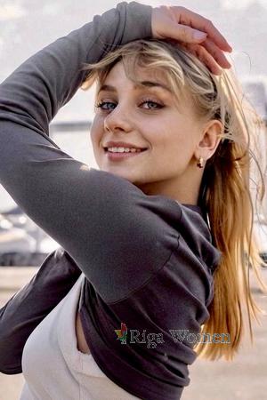 228264 - Anna Age: 27 - Ukraine