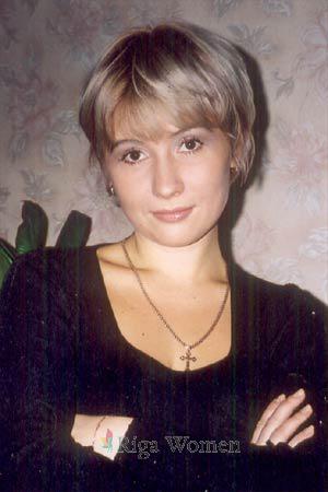 68784 - Yulia Age: 39 - Russia
