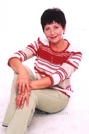 75517 - Ludmila Age: 64 - Russia