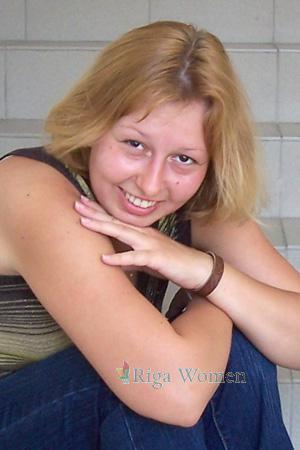 90349 - Olesya Age: 39 - Russia